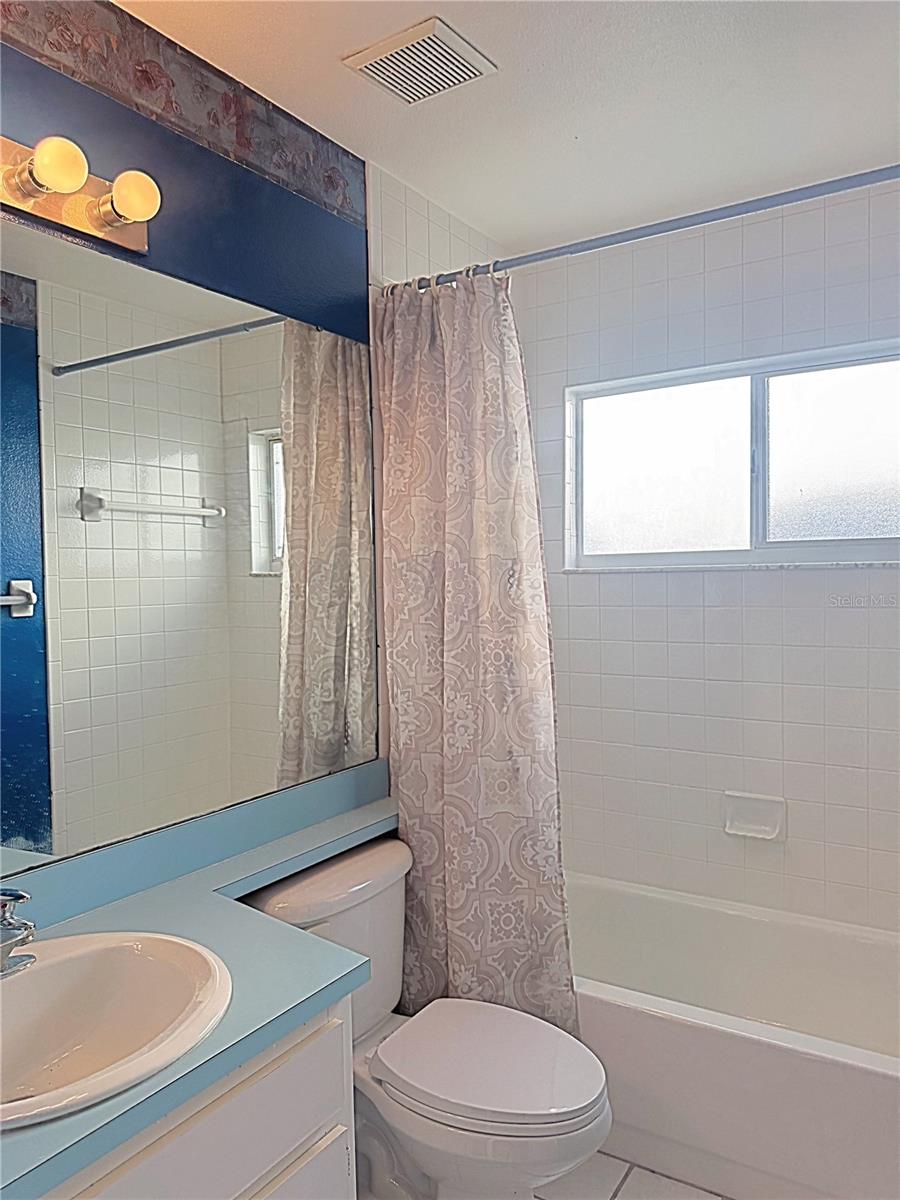 MILL RUN PH 01 - Residential Lease