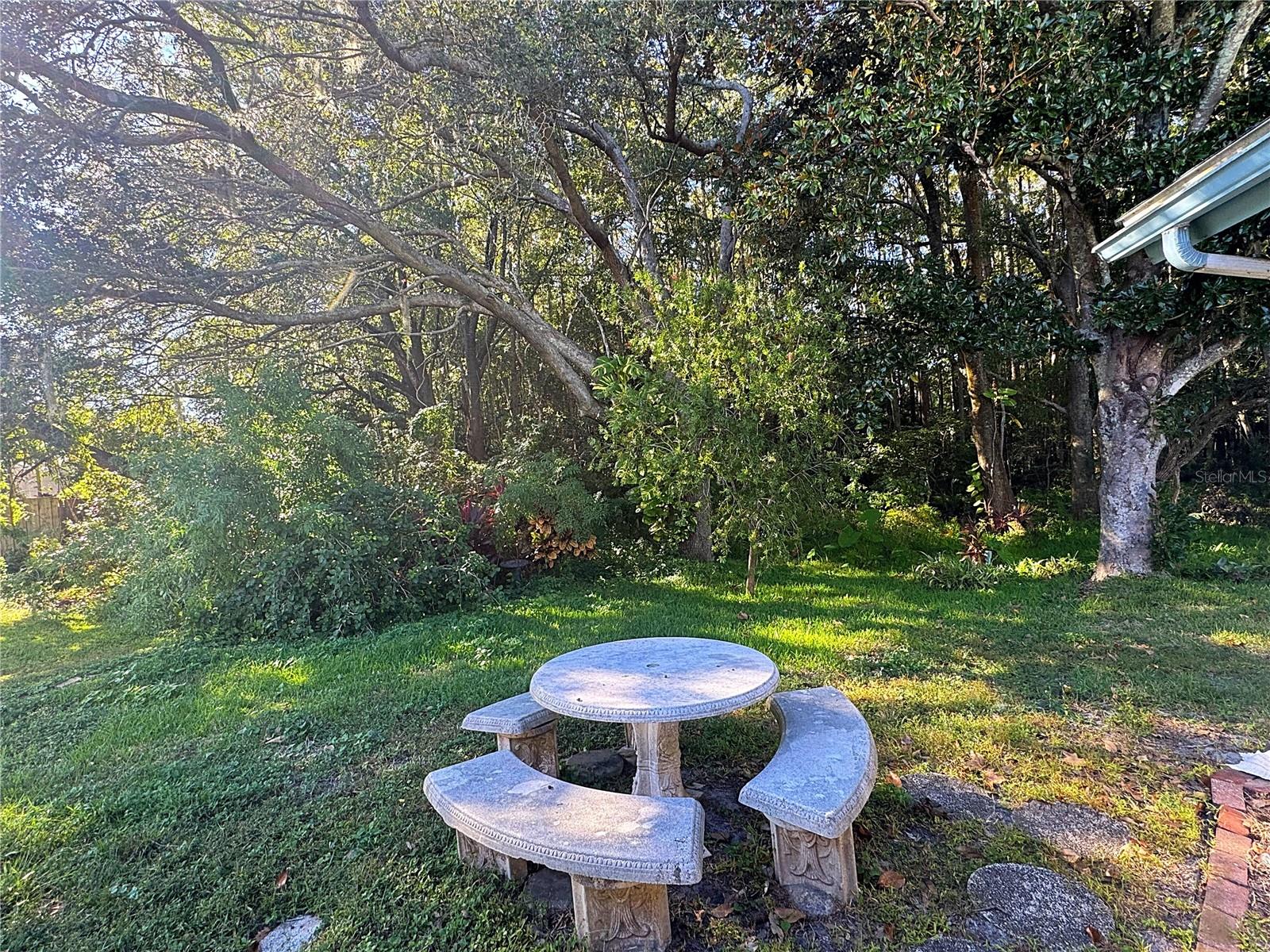 MILL RUN PH 01 - Residential Lease