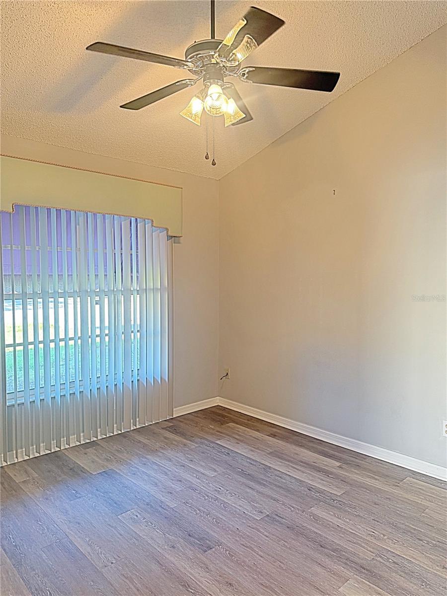 MILL RUN PH 01 - Residential Lease