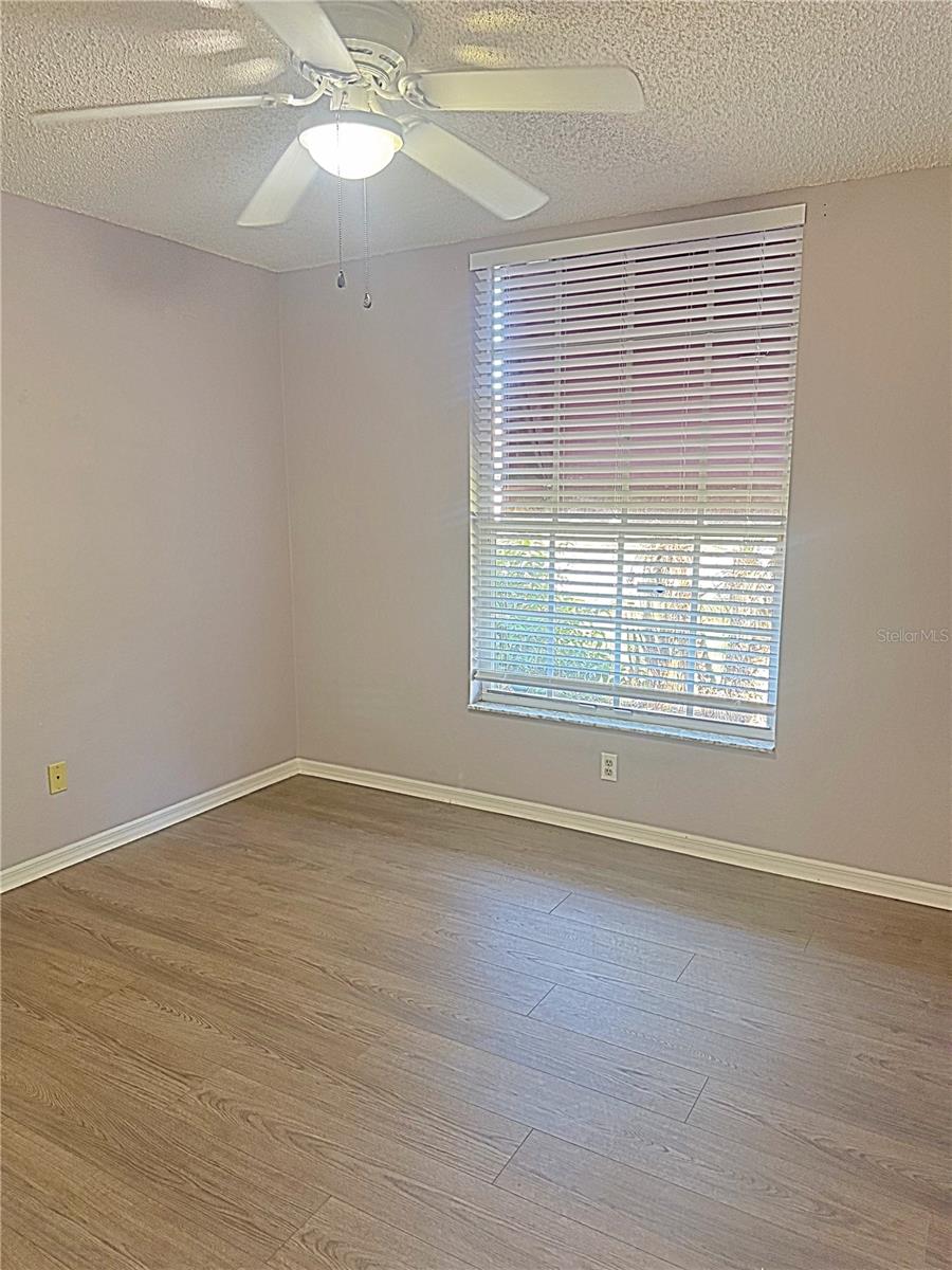 MILL RUN PH 01 - Residential Lease