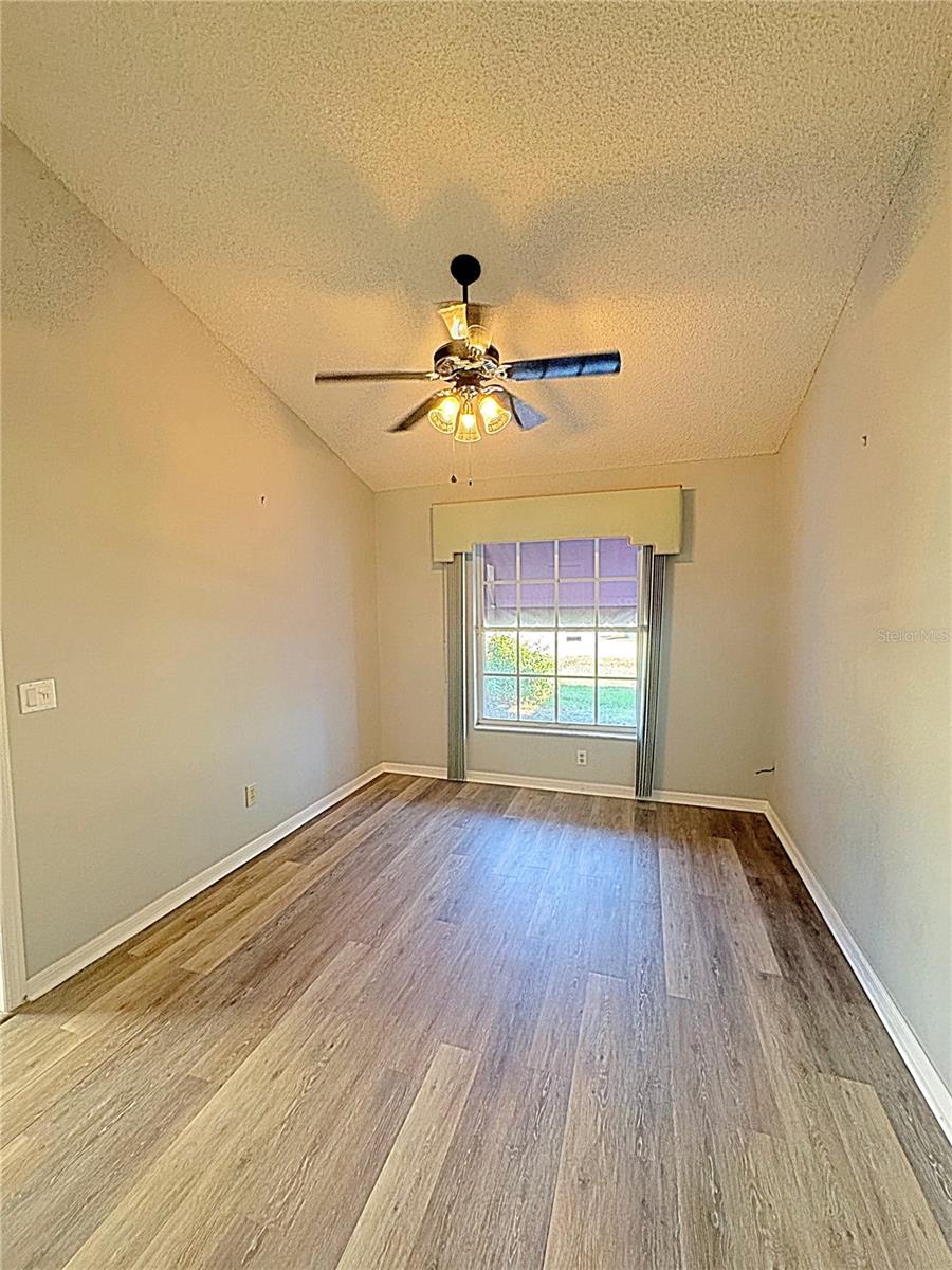 MILL RUN PH 01 - Residential Lease