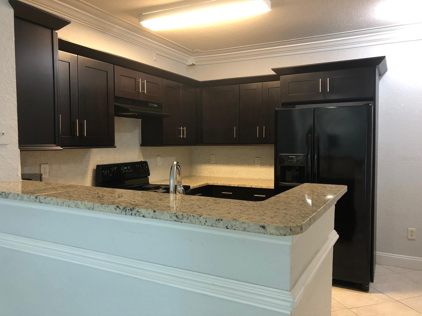 304 E SOUTH STREET 6028
