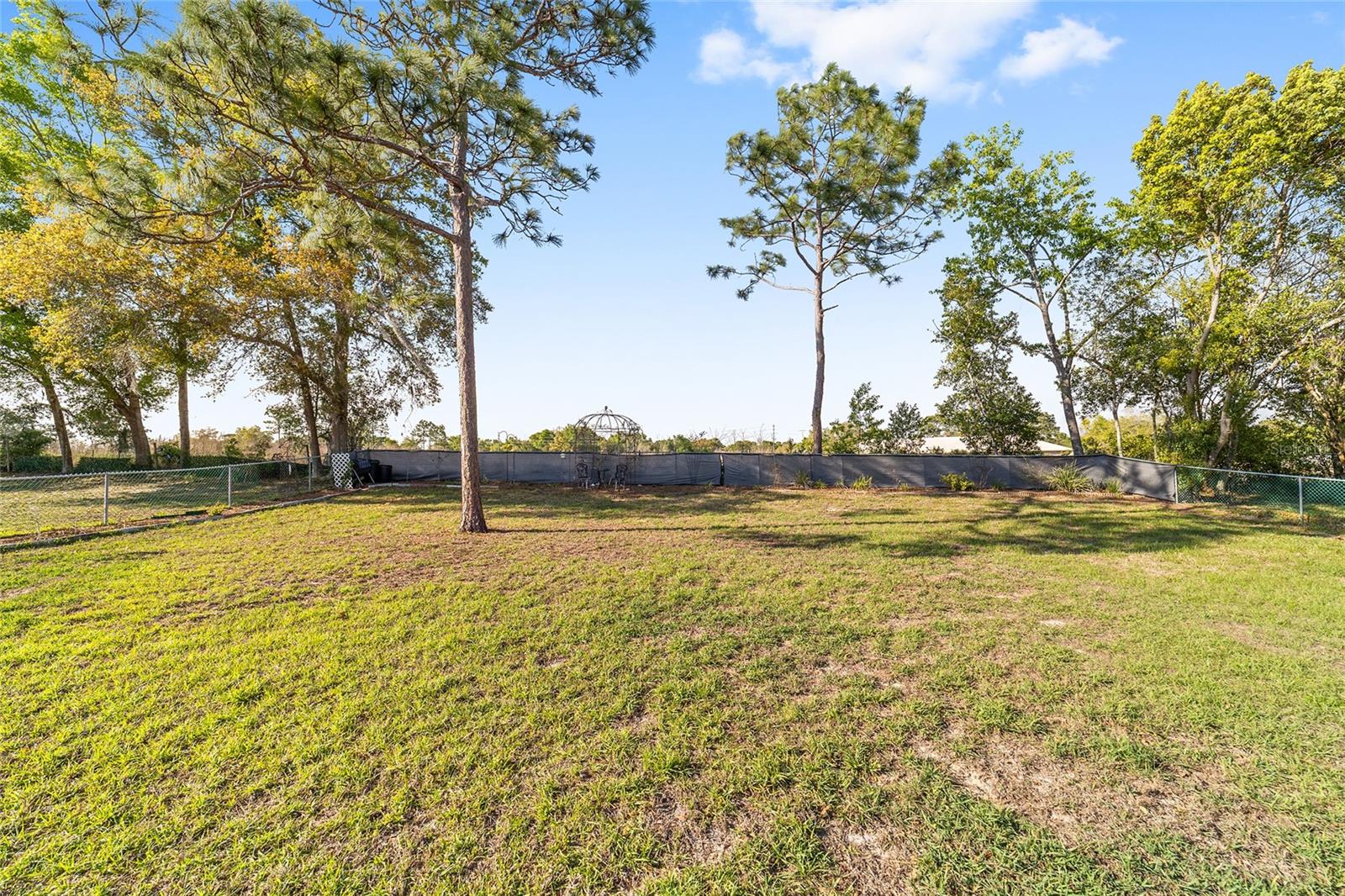 PALM CAY - Residential