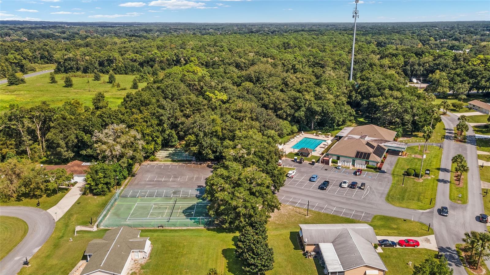 PALM CAY - Residential