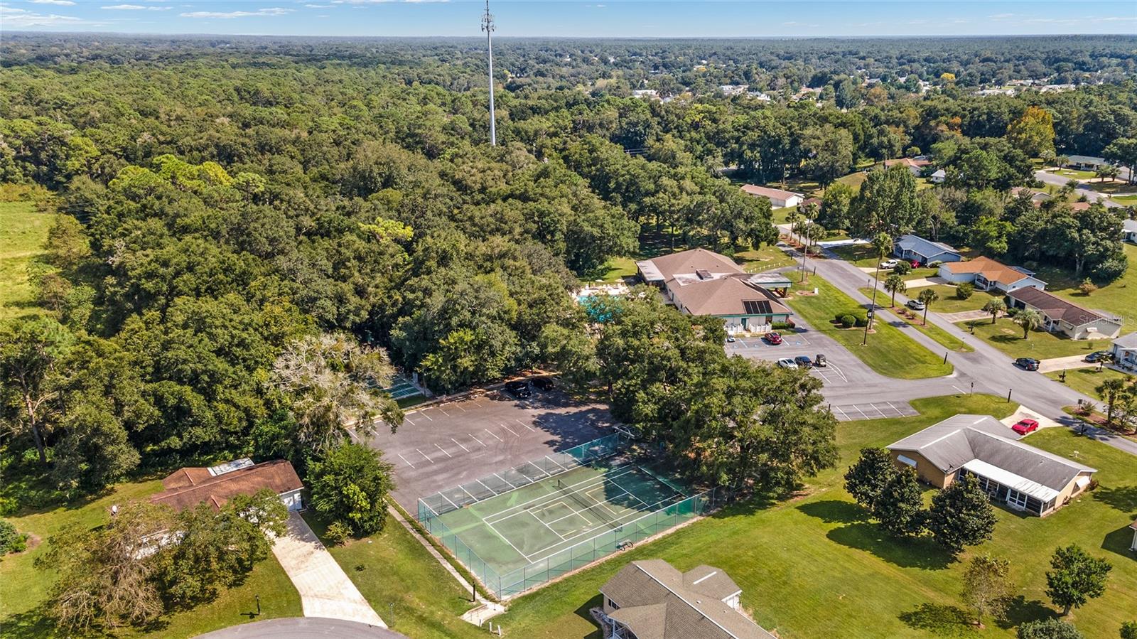 PALM CAY - Residential