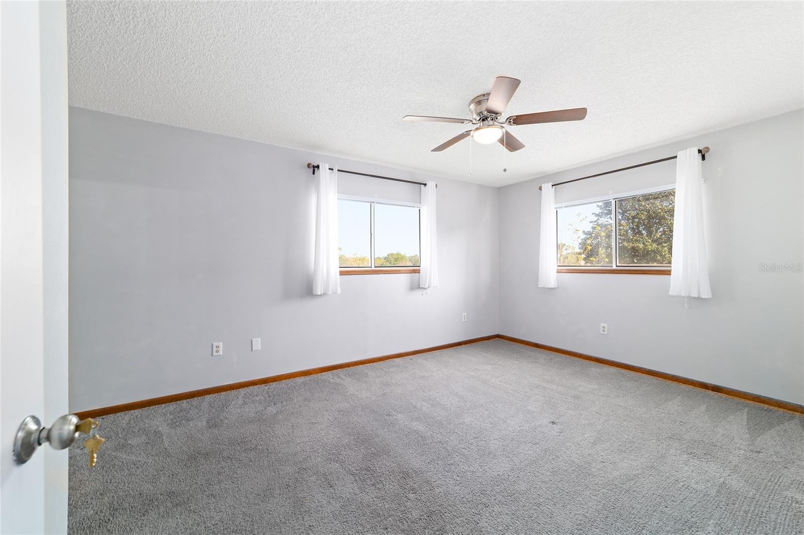 PALM CAY - Residential