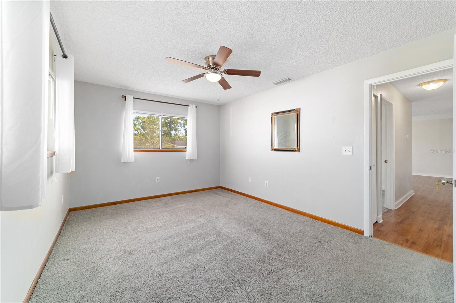 PALM CAY - Residential