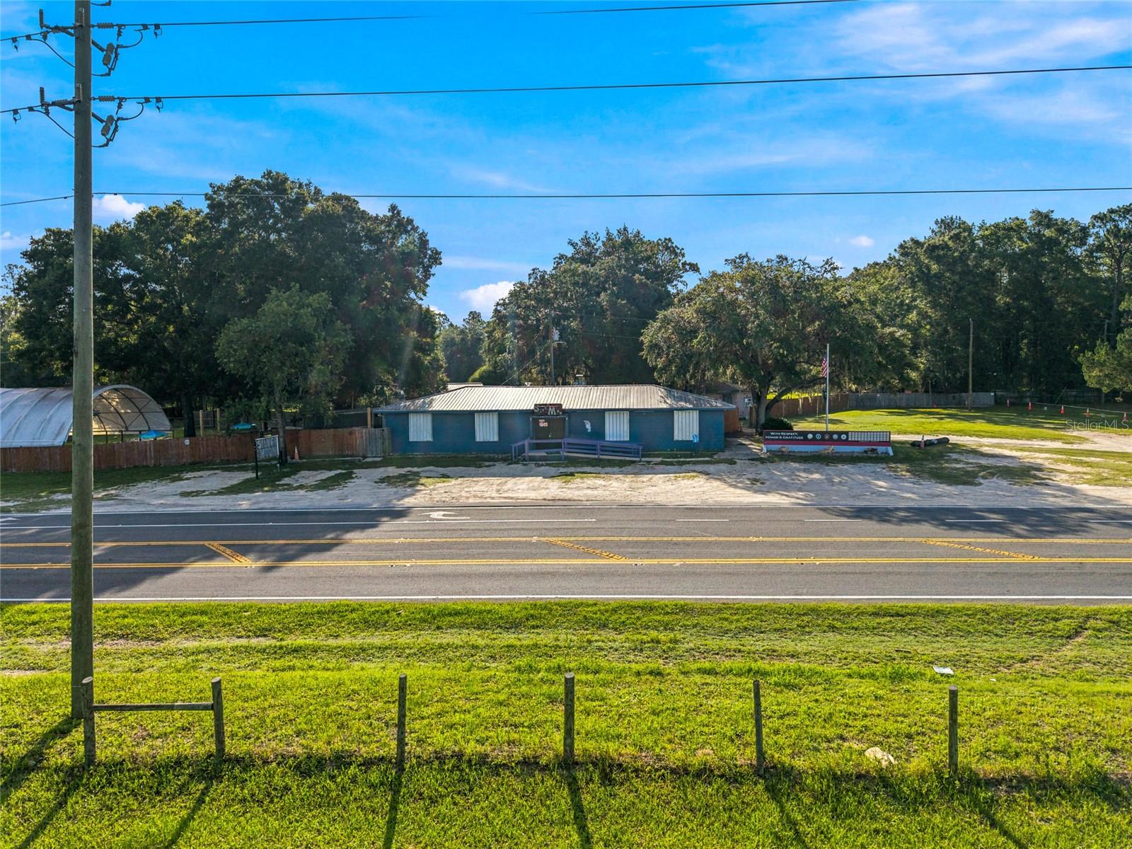 3025 S US HIGHWAY 41