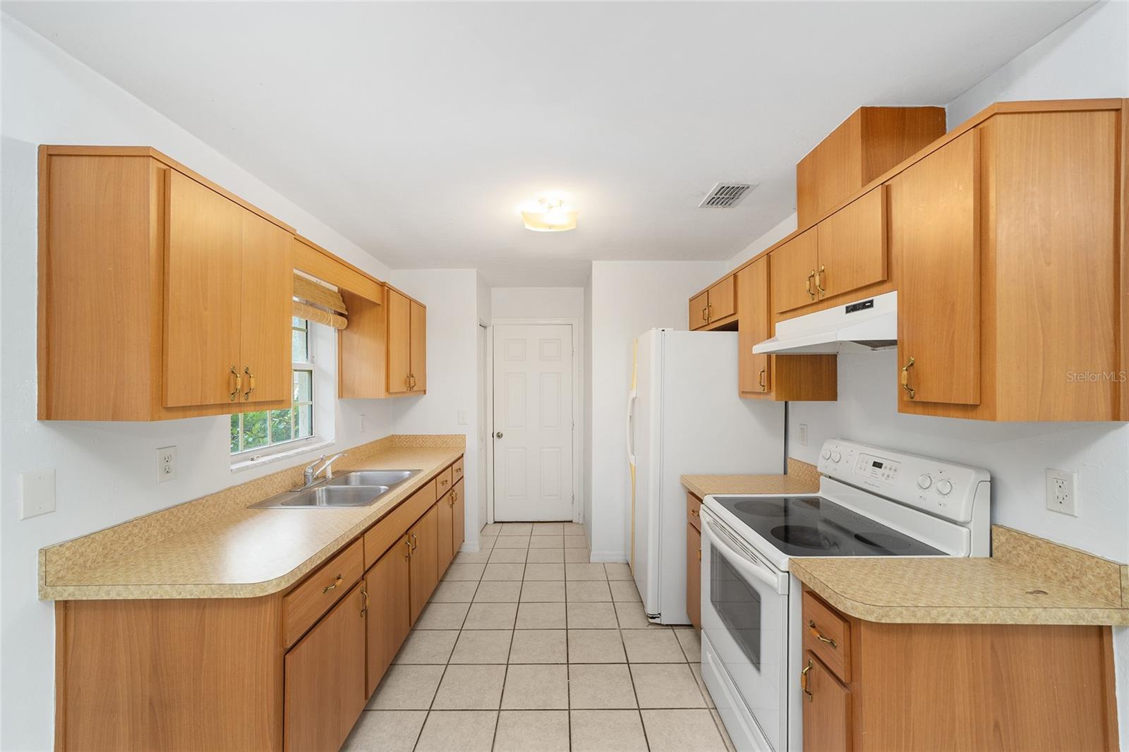 OCALA PARK ESTATE - Residential