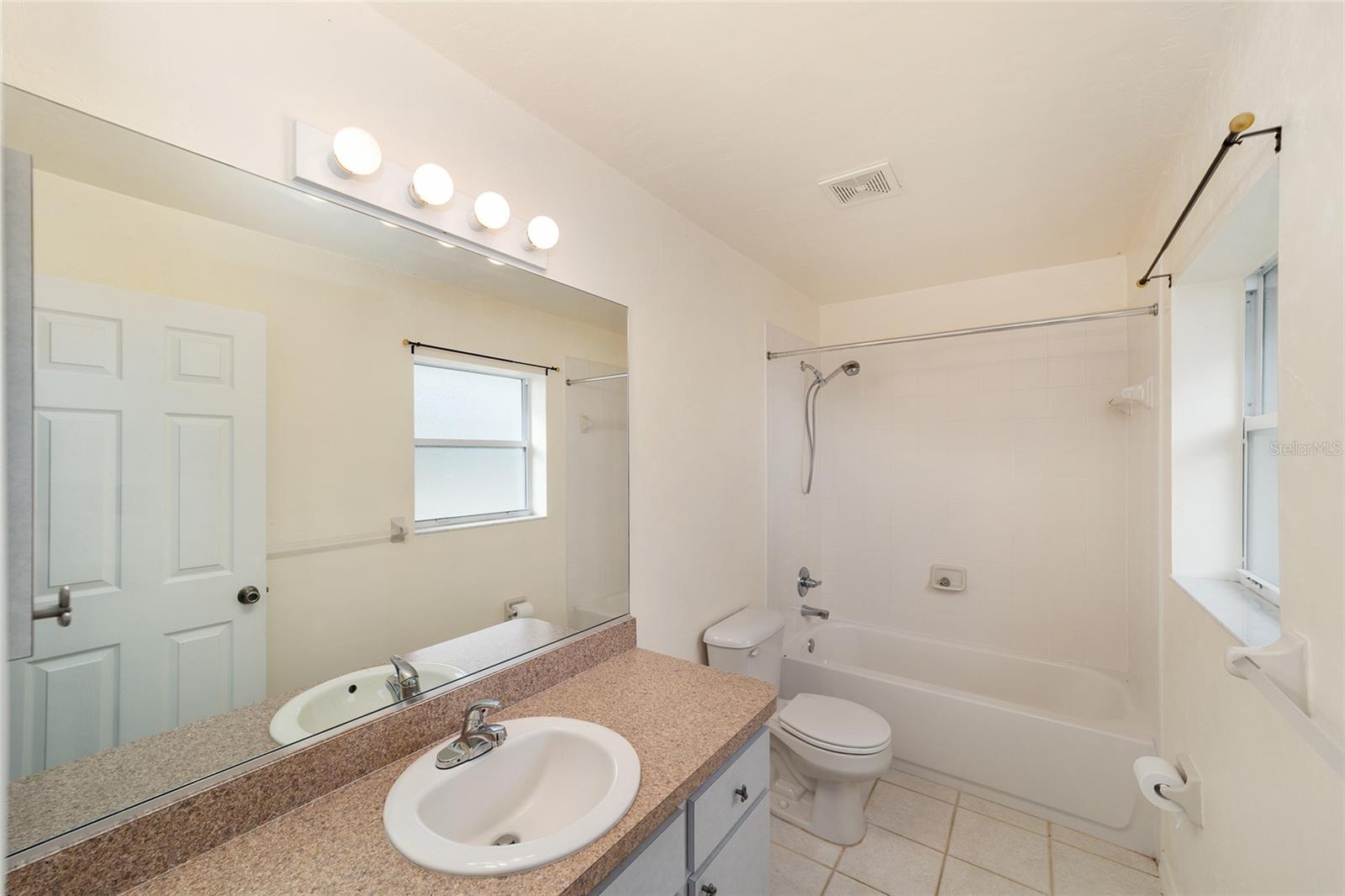 OCALA PARK ESTATE - Residential