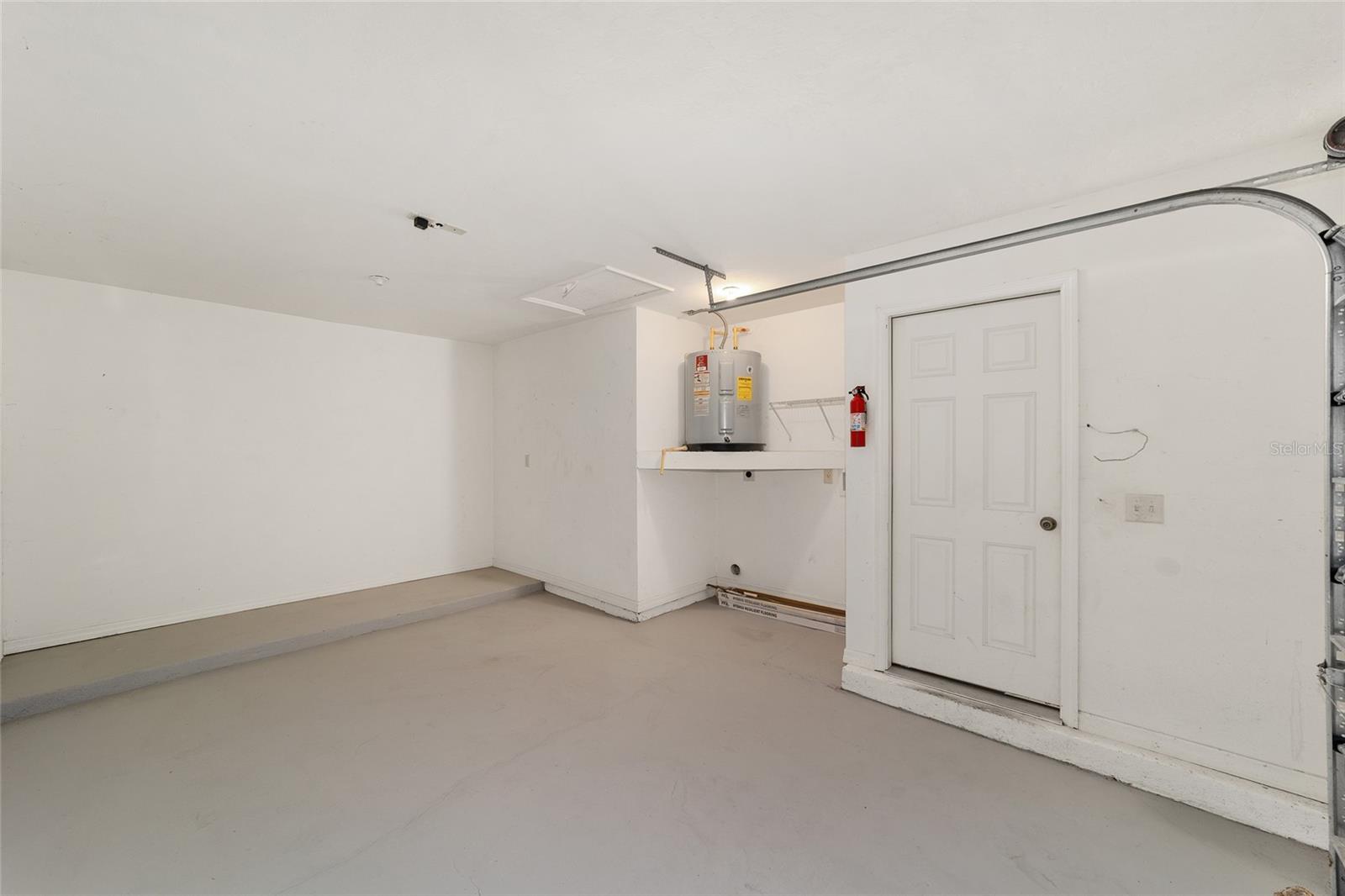 OCALA PARK ESTATE - Residential