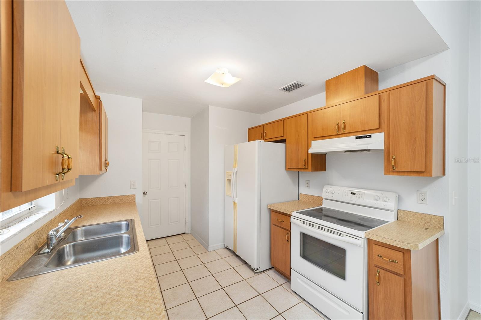 OCALA PARK ESTATE - Residential