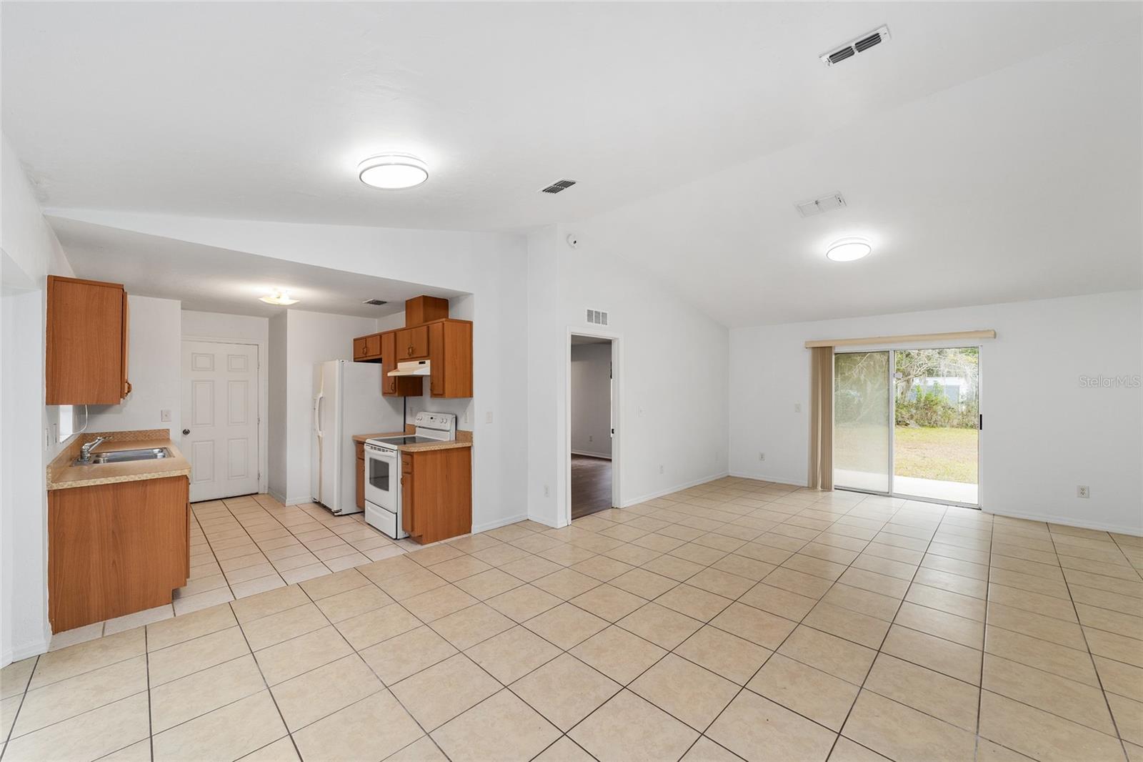 OCALA PARK ESTATE - Residential