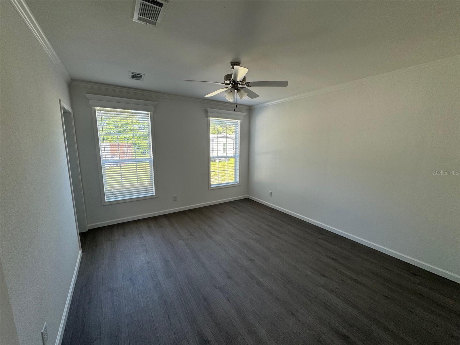 WINDWARD ISLE - Residential