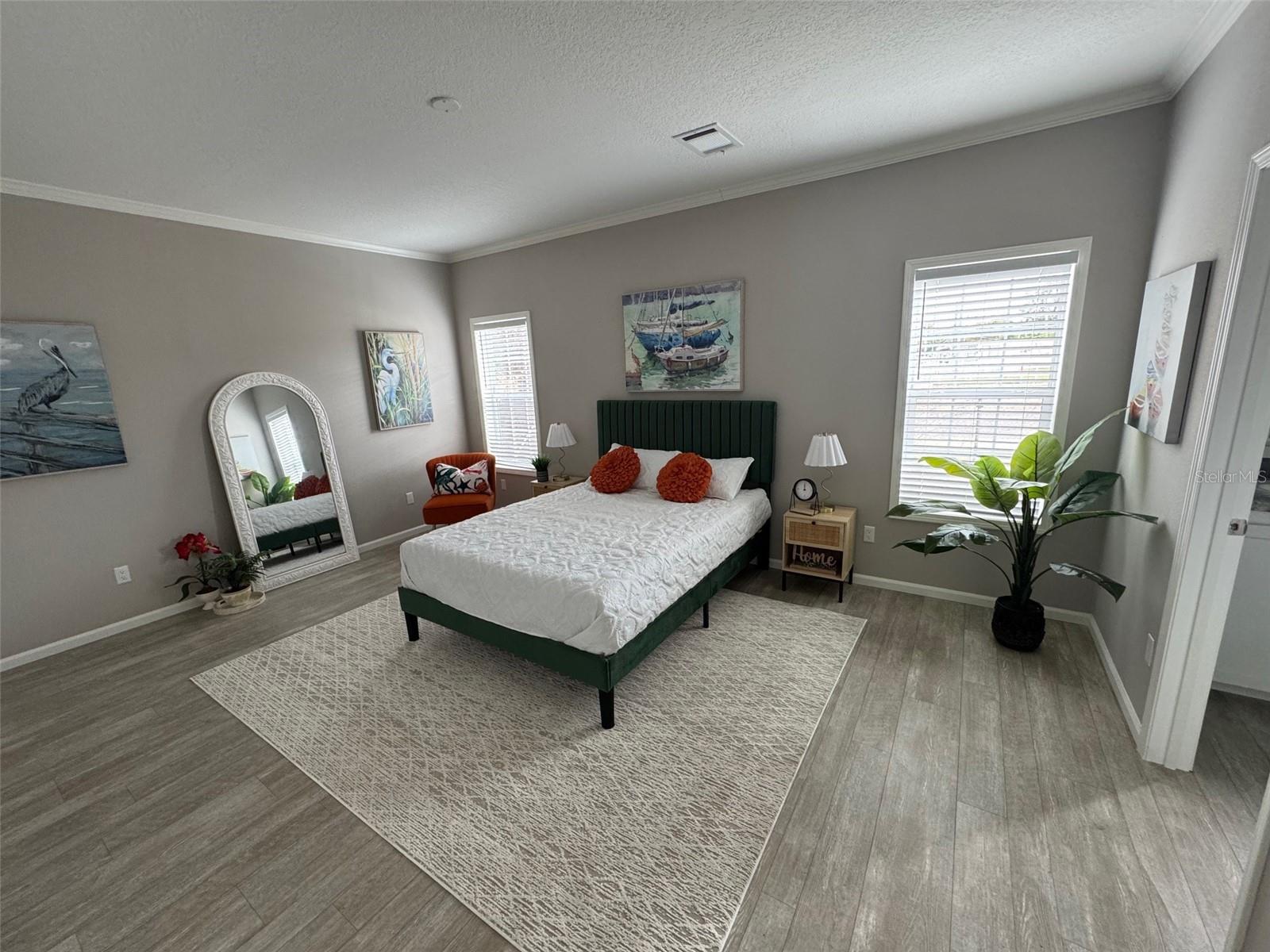 WINDWARD ISLE - Residential