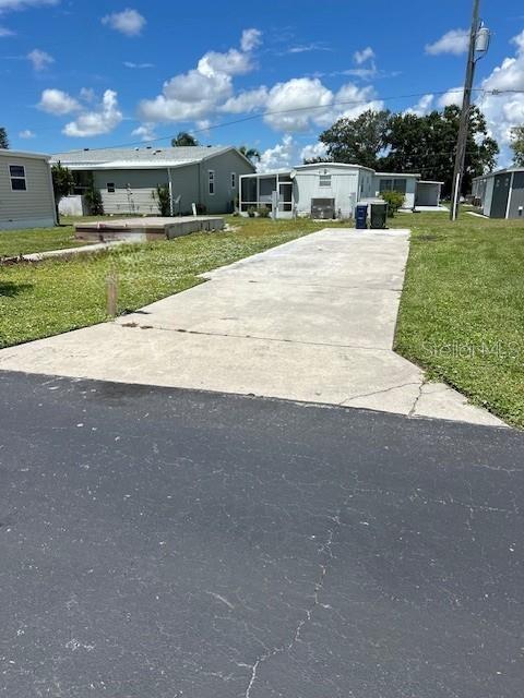 WINDWARD ISLE - Residential