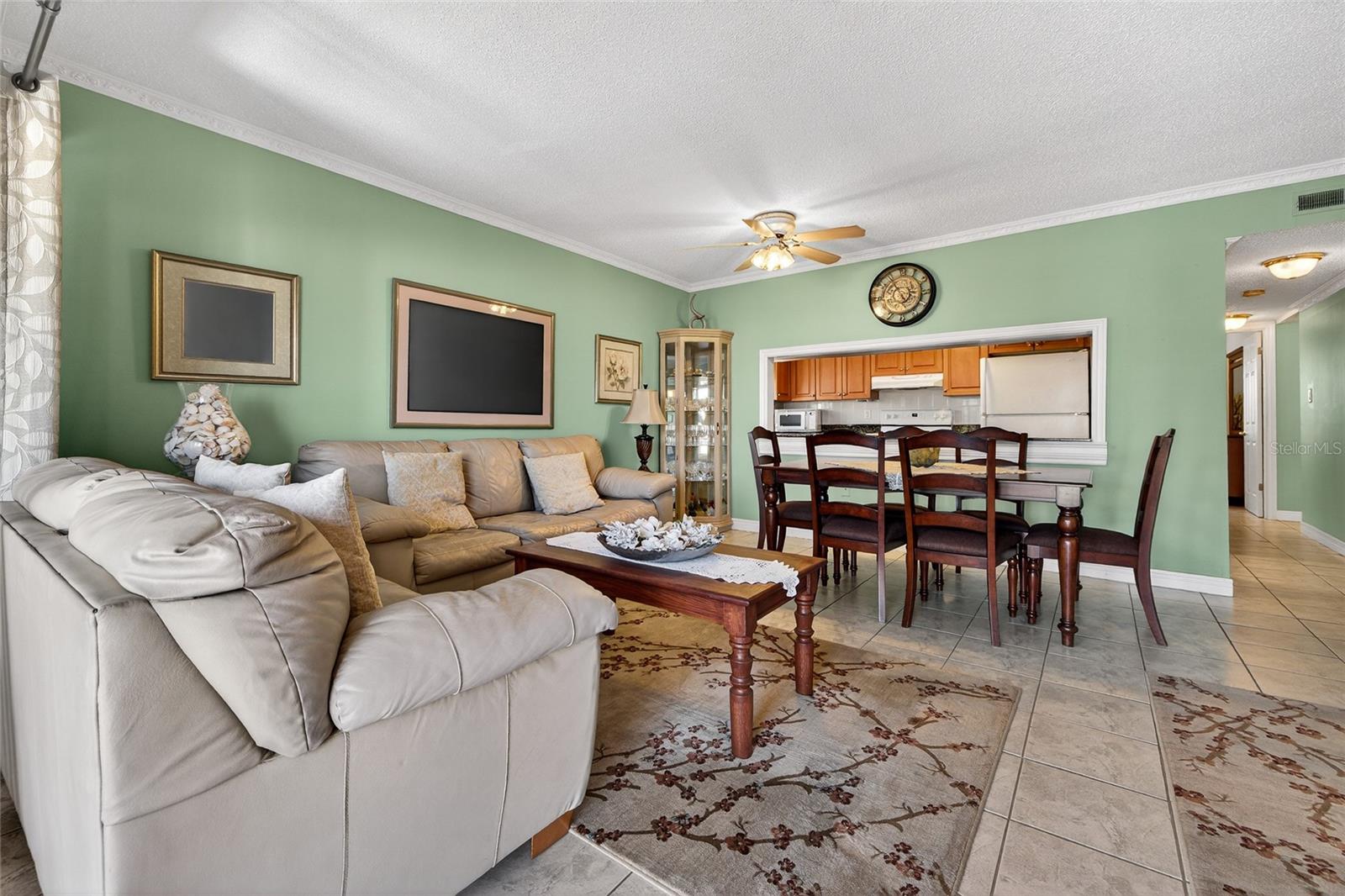 BOULEVARD CLUB THE CONDO - Residential