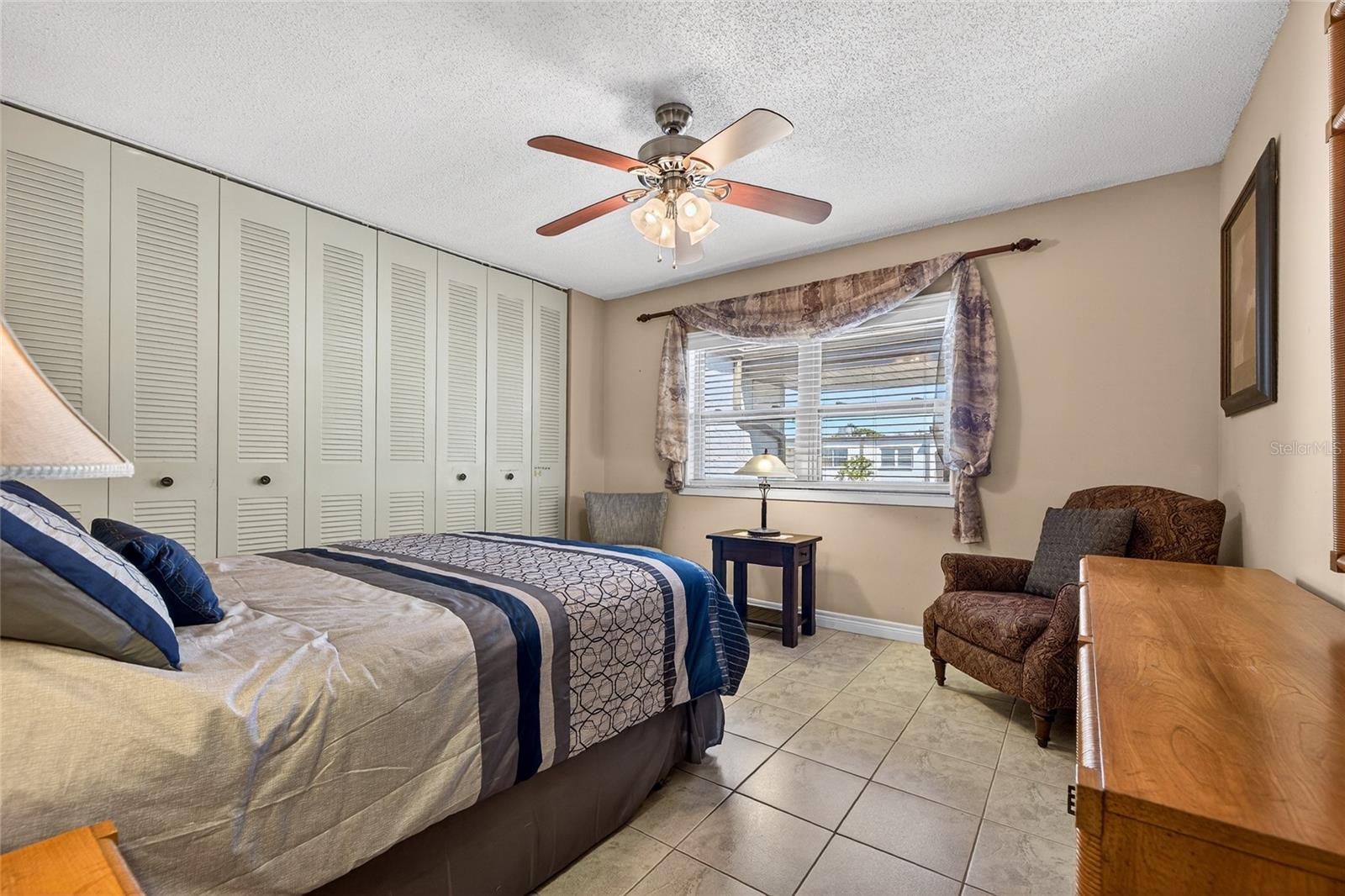 BOULEVARD CLUB THE CONDO - Residential