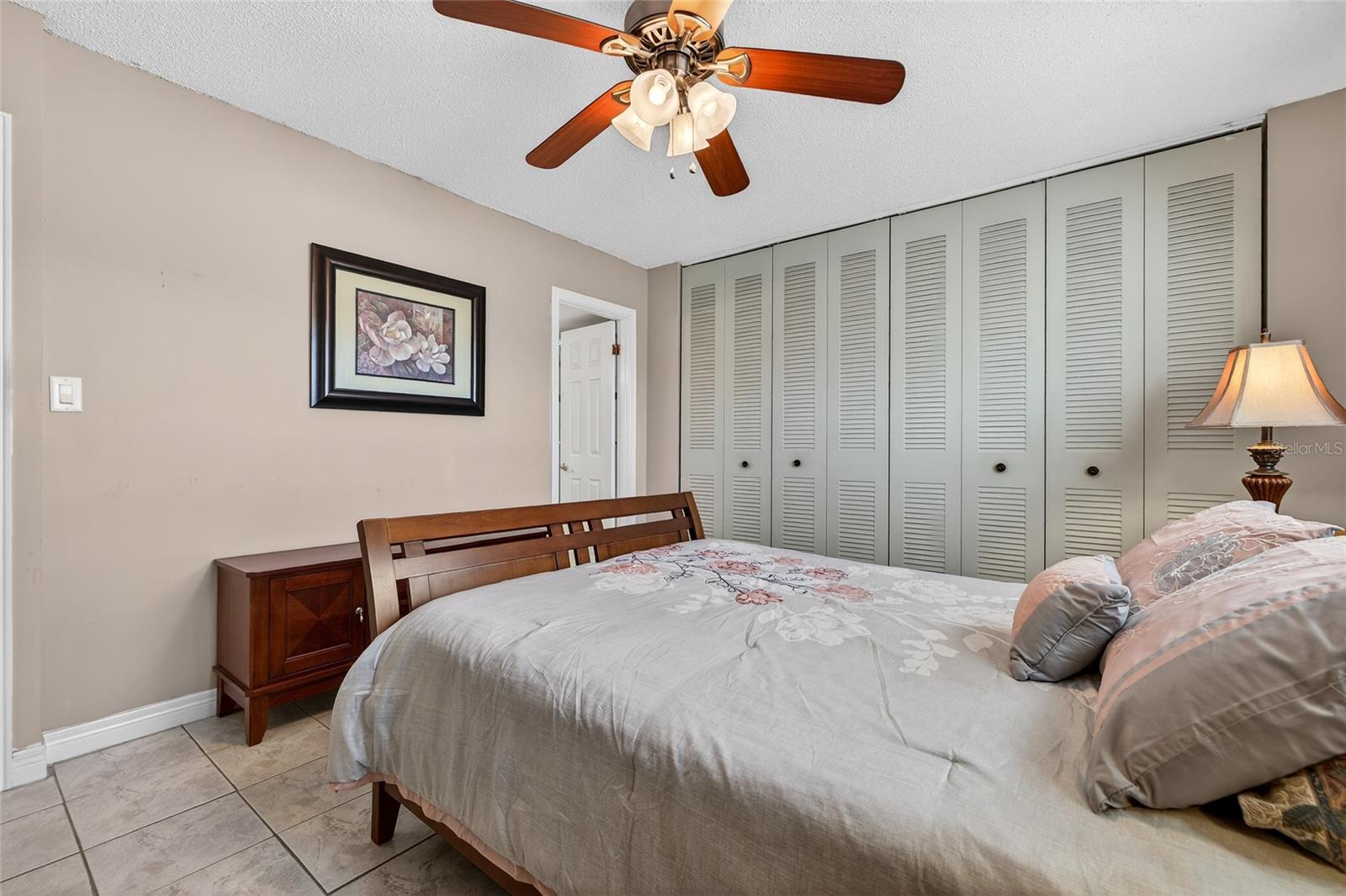 BOULEVARD CLUB THE CONDO - Residential