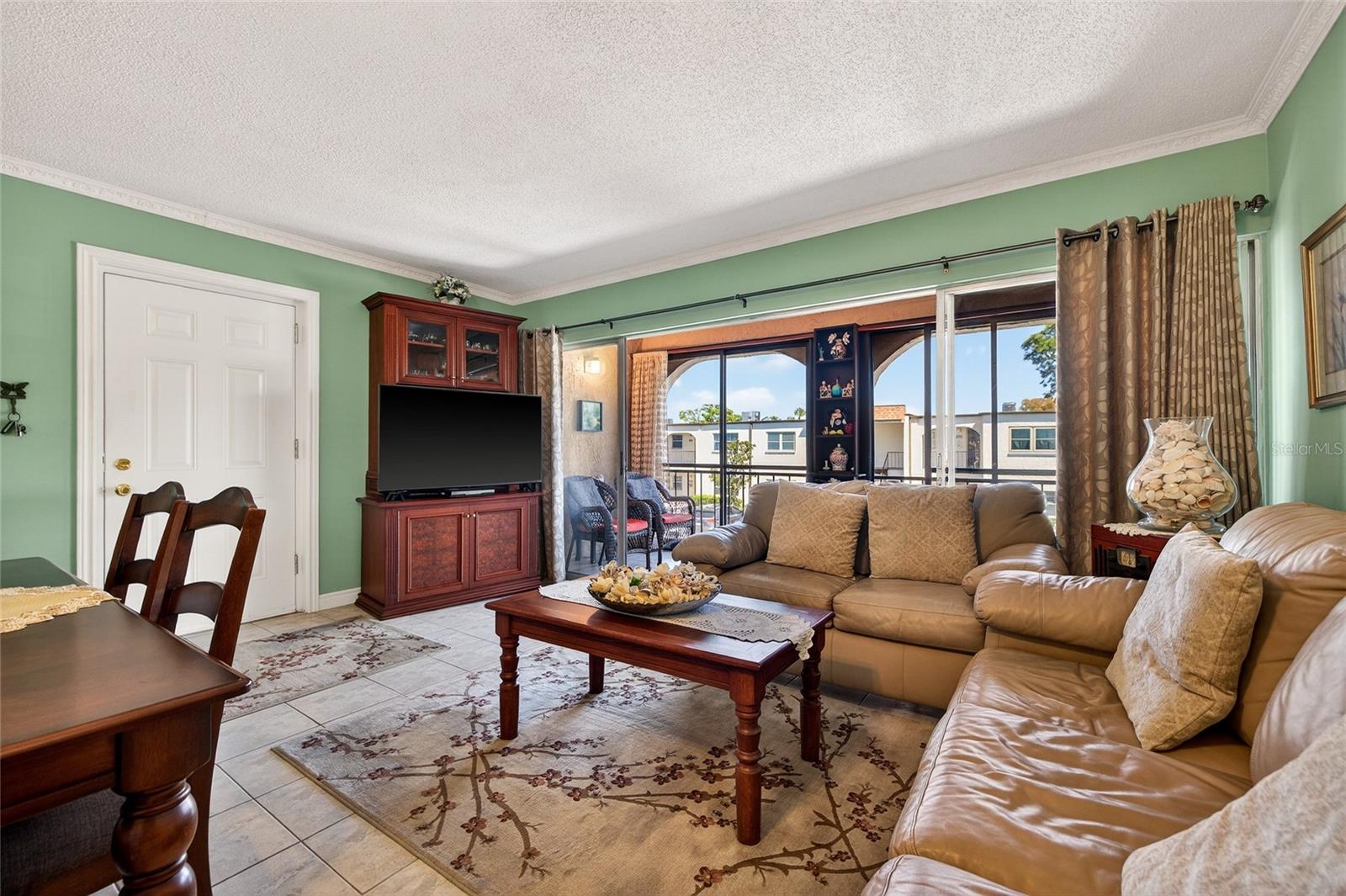 BOULEVARD CLUB THE CONDO - Residential