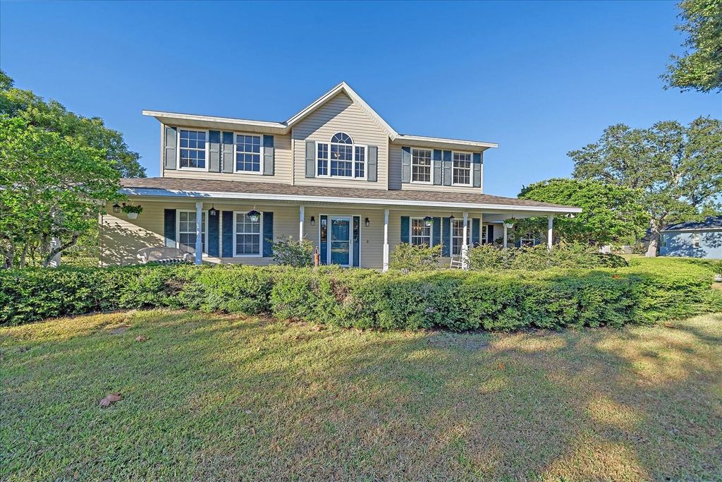 Photo of 13503 5th Avenue NE, Bradenton, FL 34212 (MLS # A4670882)