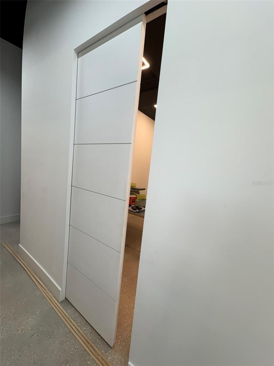 EAST ADD CITY SARASOTA - Commercial Lease