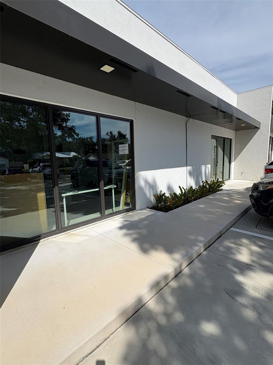 EAST ADD CITY SARASOTA - Commercial Lease