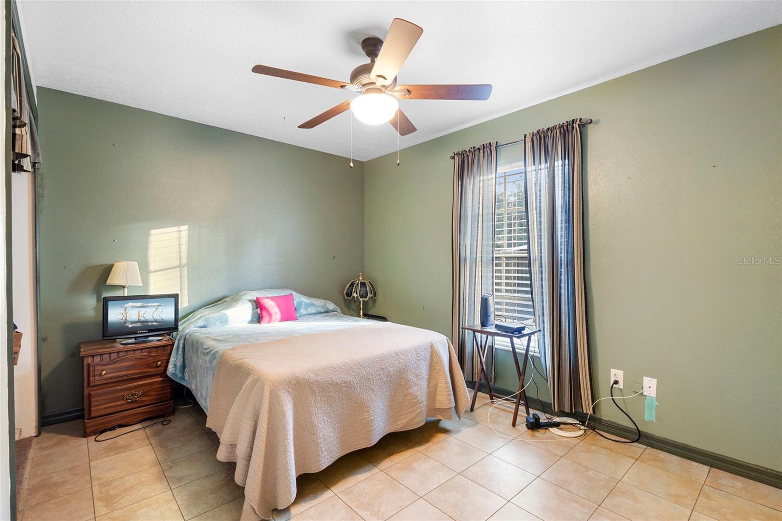 ROYAL TRLS UN #2 REP - Residential