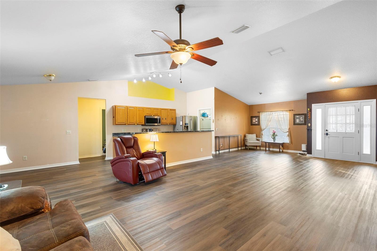 ROYAL TRLS UN #2 REP - Residential