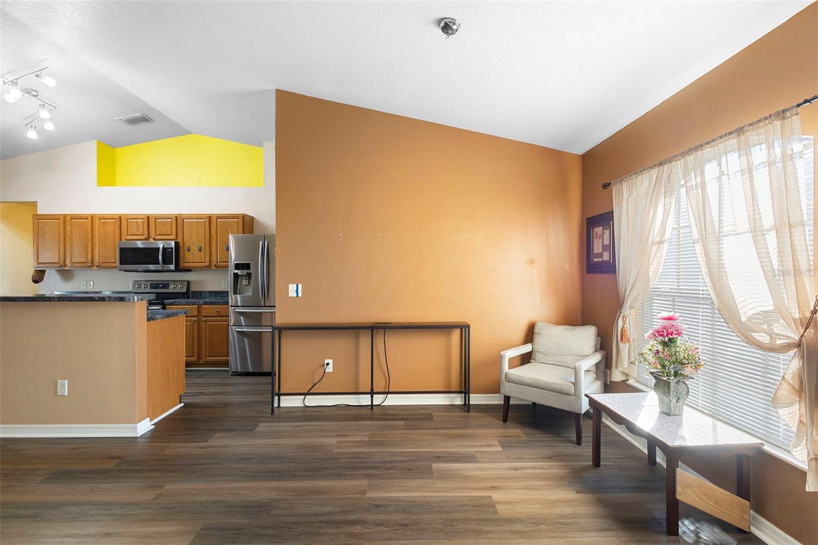 ROYAL TRLS UN #2 REP - Residential