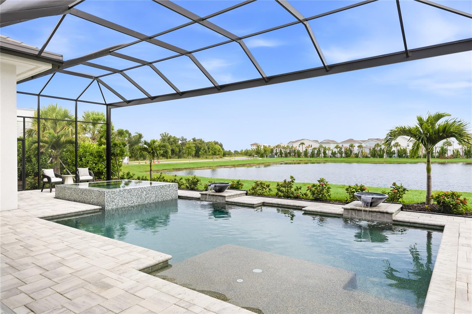 8324 SEA GLASS COURT