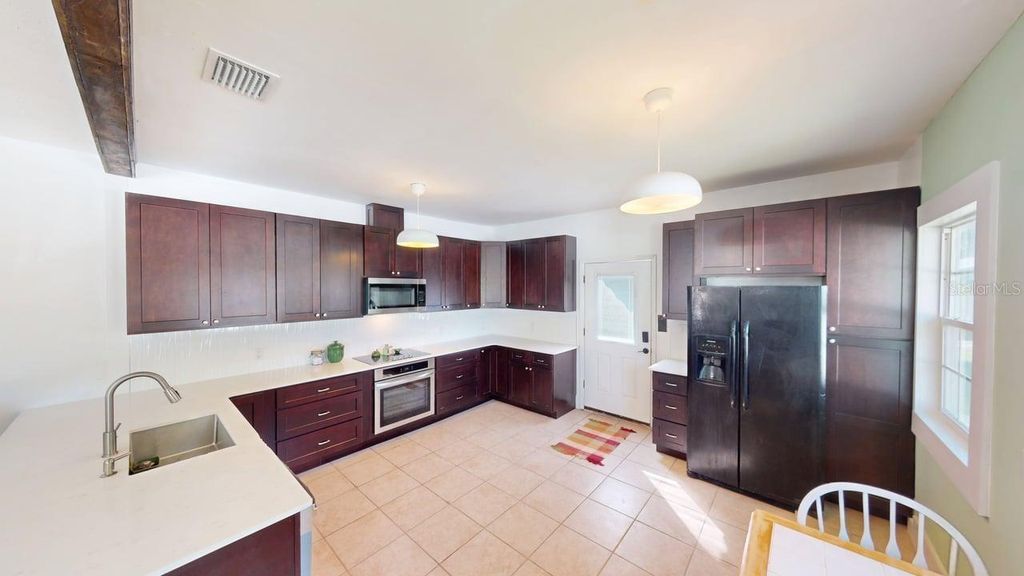 Photo of 2010 S Maple Avenue, Sanford, FL 32771 (MLS # O6355555)