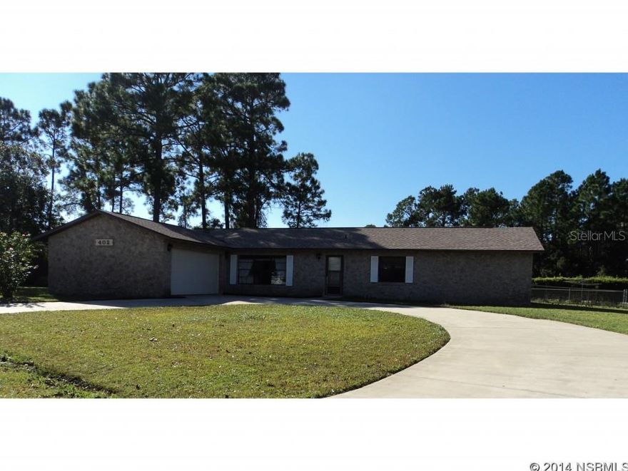 LARGE BLOCK HOME WITH COQUINA FINISH ON HUGE LOT AGAINST MASSEY PARK FOR TOTAL PRIVACY.NEWER ROOF, A/C, HEAT PUMP AND WATER HEATER MAKE THIS HOME LIKE NEW.ALMOST A HALF ACRE LOT IN NICE QUIET SUBDIVISION AND CLOSE TO EVERYTHING.PROPERTY HAS BEEN USED AS A SECOND HOME BY OWNER.CHECK OUT THE SIZE OF THE MATER BEDROOM AND FAMILY ROOM.FAMILY ROOM COULD EASILY BE  THIRD BEDROOM.SCREENED & GLASSED BACK PORCH ALLOWS YOU TO ENJOY THE SPACIOUS BACK YARD ALL YEAR LONG.LARGE CIRCULAR DRIVEWAY FOR EASY ACCESS AND EXTRA PARKING.THIS ONE HAS EVERYTHING FOR COMFORT & EASY LIVING. ;Water: City
