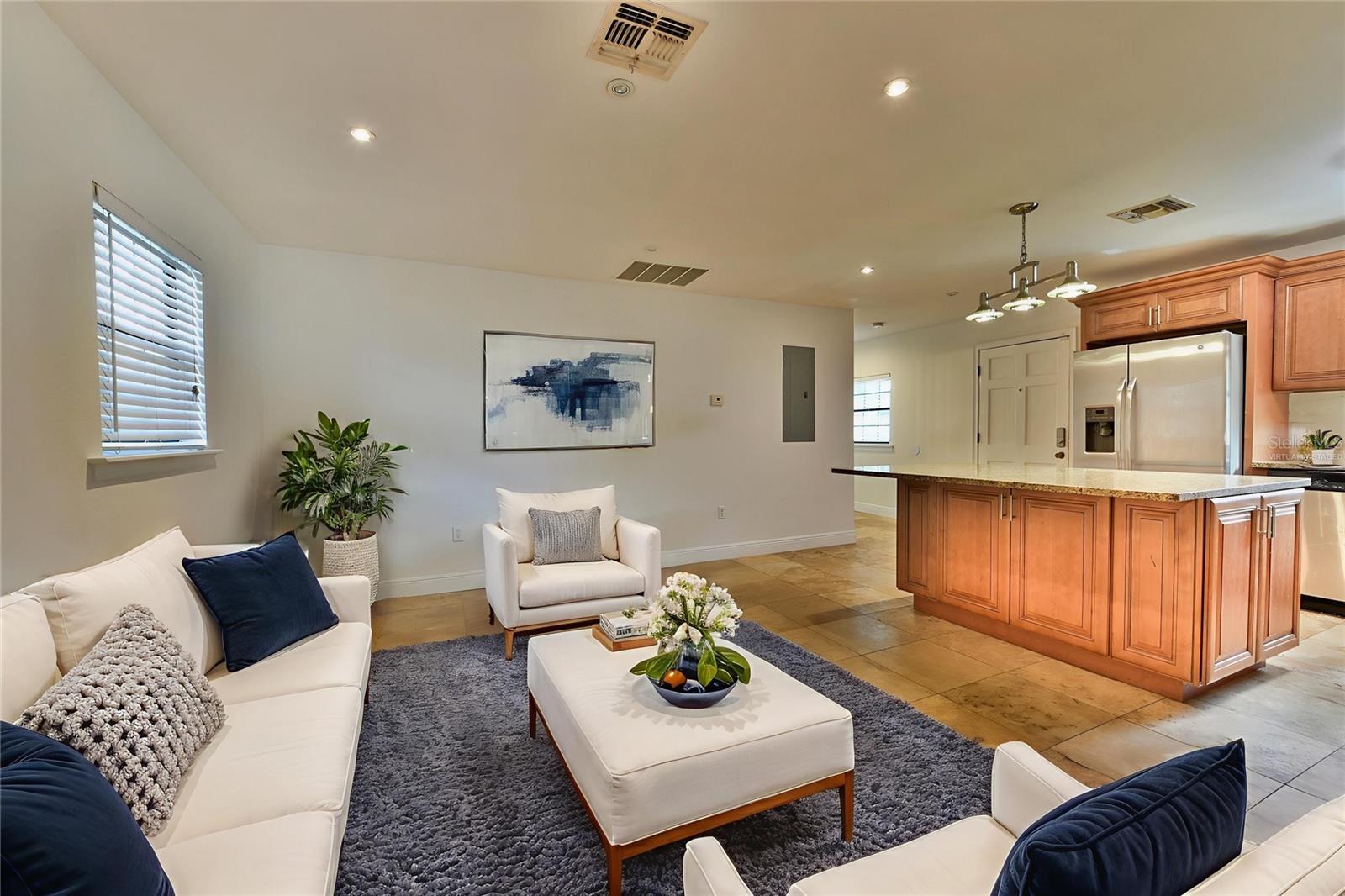 Casas a venda 2 - Jen Dantas 5700 MARINELL DRIVE