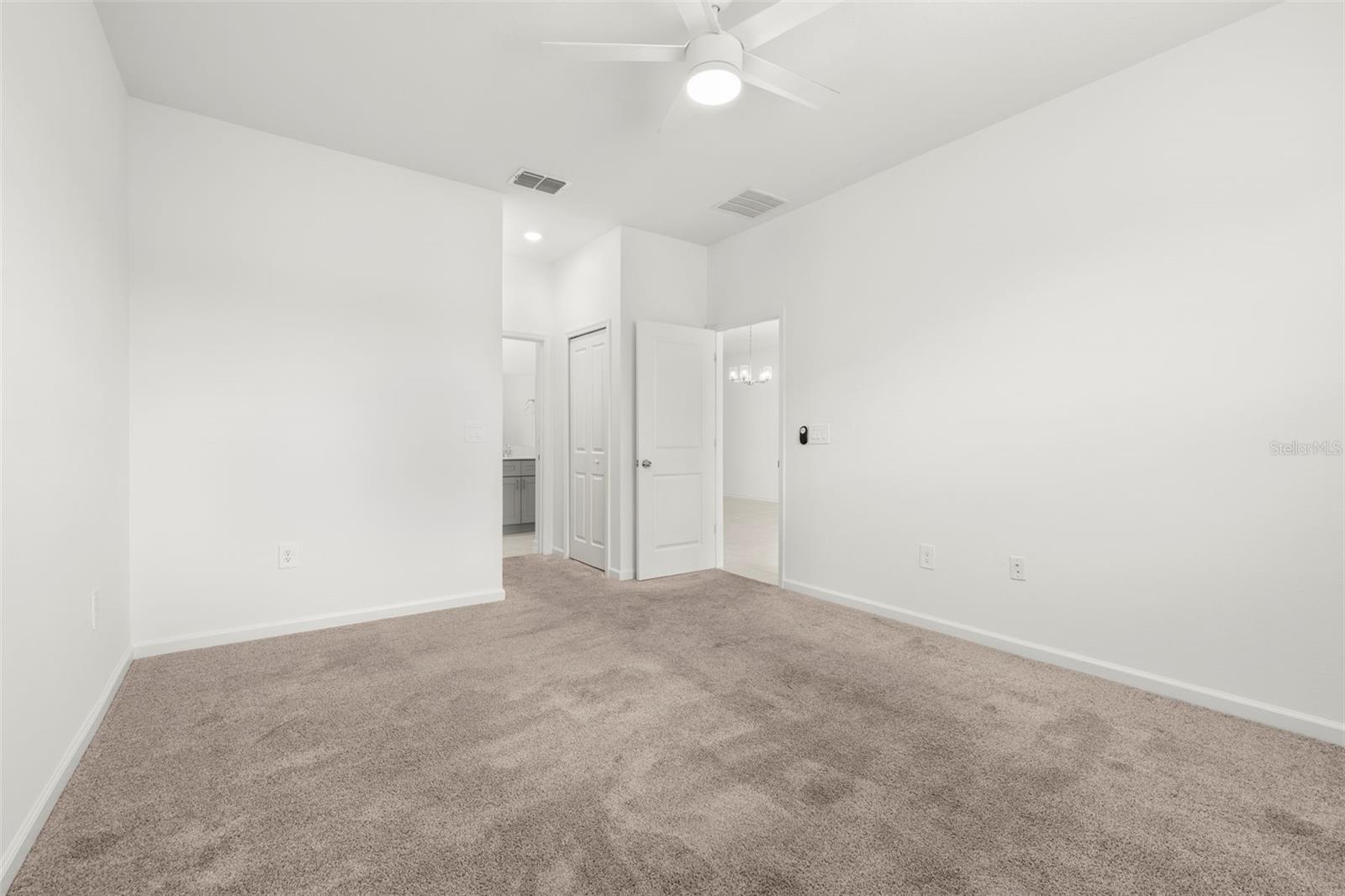 RANCHES/LK MCLEOD II - Residential Lease
