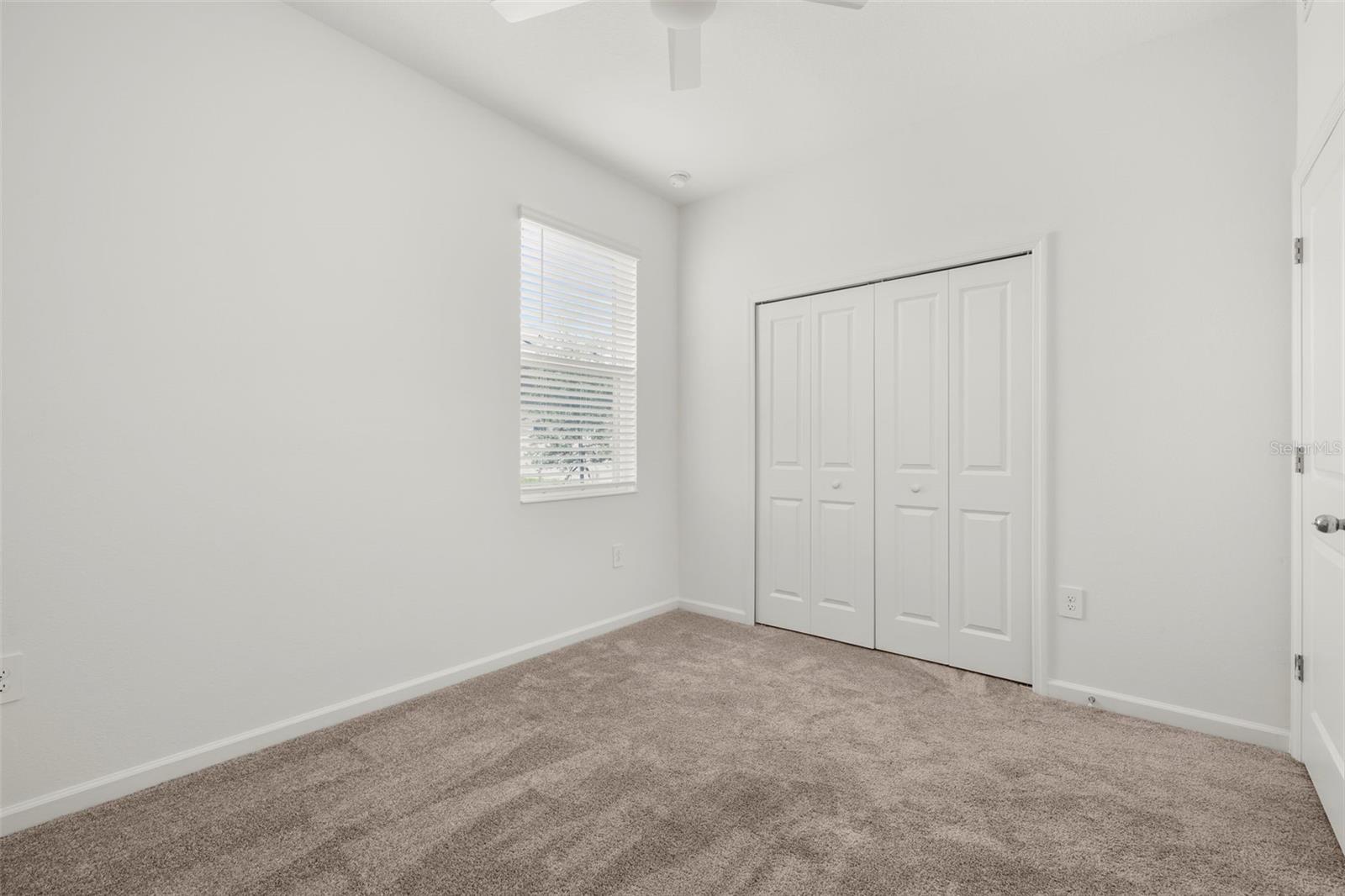 RANCHES/LK MCLEOD II - Residential Lease