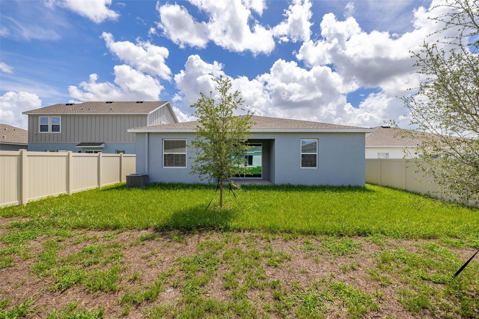 RANCHES/LK MCLEOD II - Residential Lease