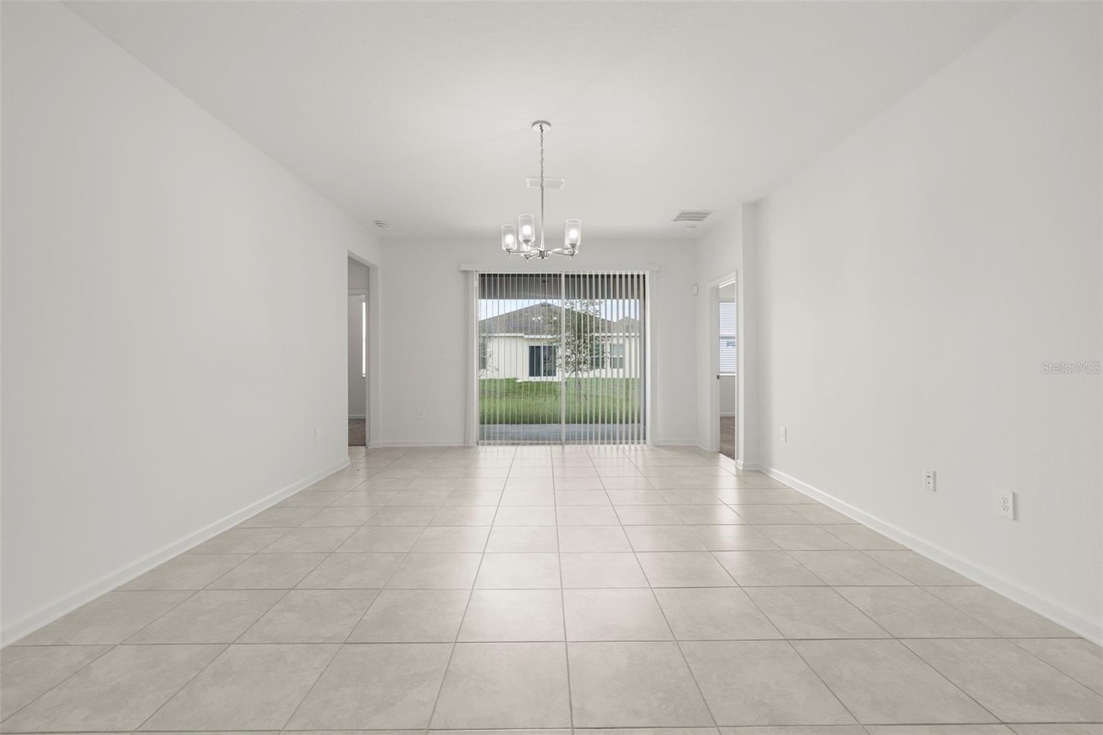 RANCHES/LK MCLEOD II - Residential Lease