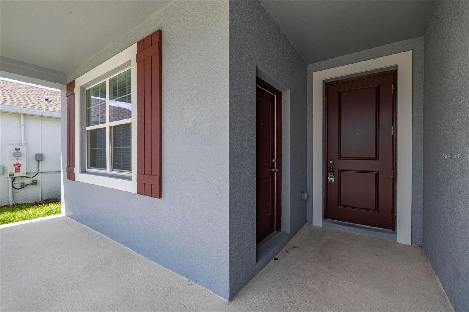RANCHES/LK MCLEOD II - Residential Lease