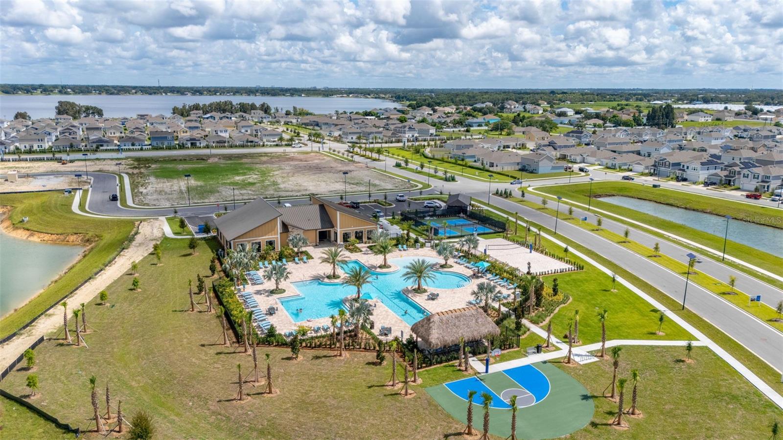 RANCHES/LK MCLEOD II - Residential Lease