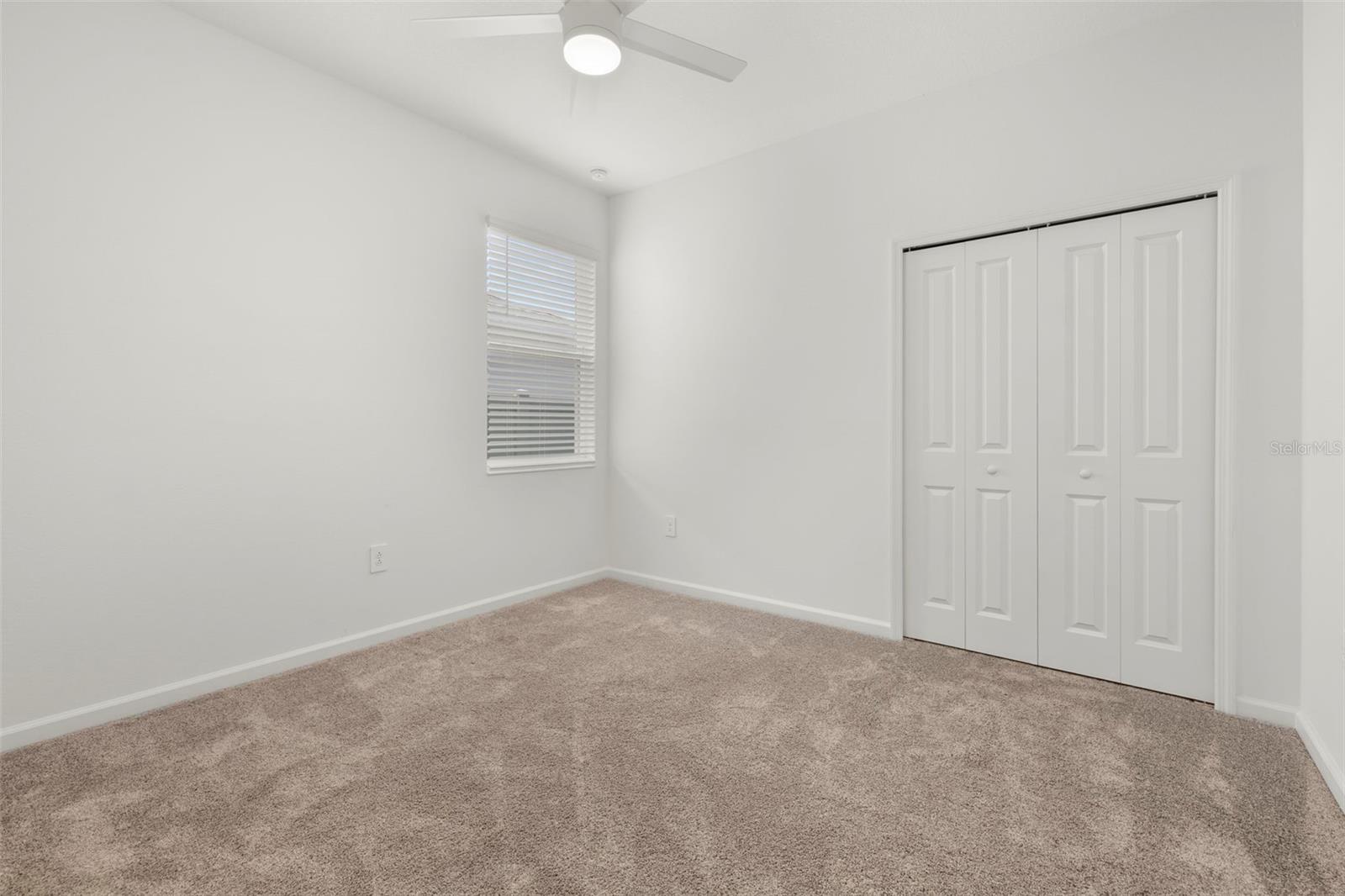 RANCHES/LK MCLEOD II - Residential Lease