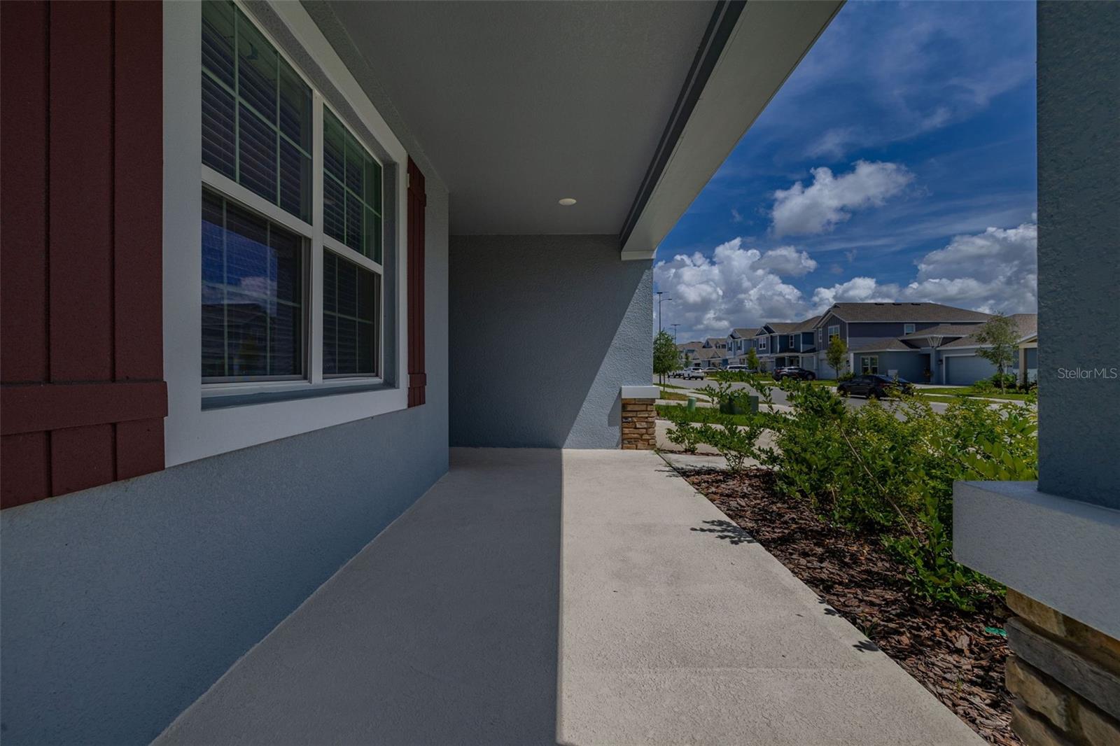 RANCHES/LK MCLEOD II - Residential Lease