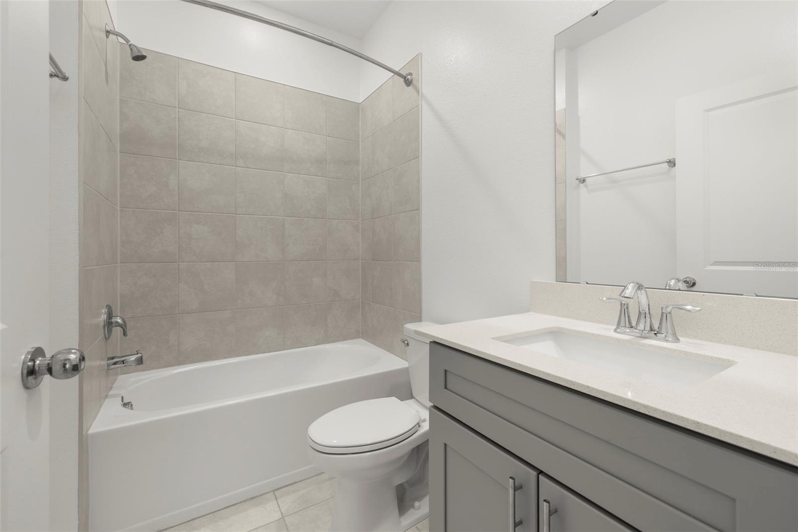 RANCHES/LK MCLEOD II - Residential Lease