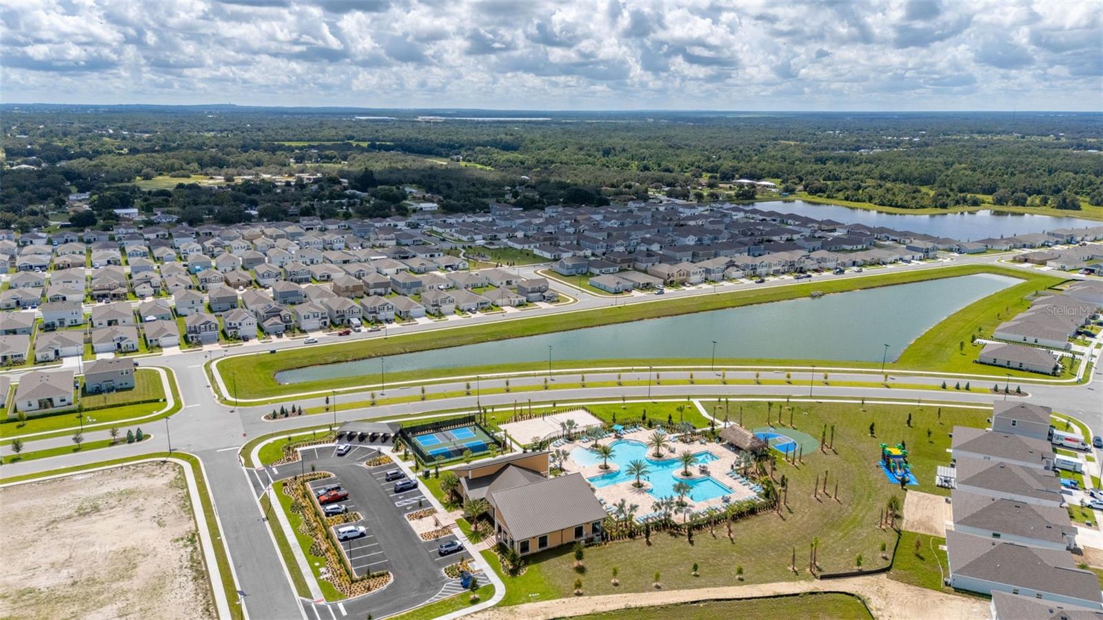 RANCHES/LK MCLEOD II - Residential Lease