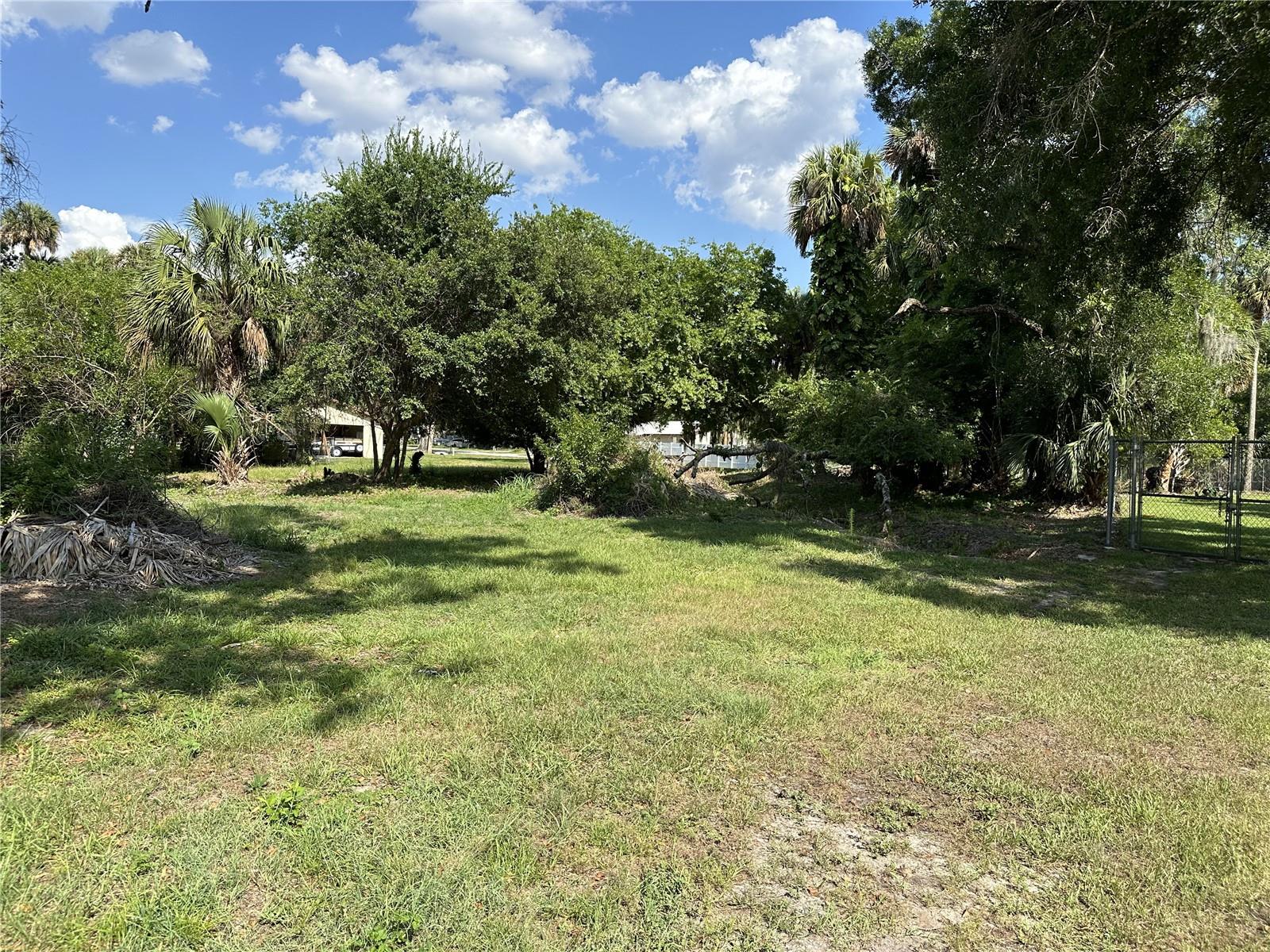 OAK PARK CIRCLE - Land