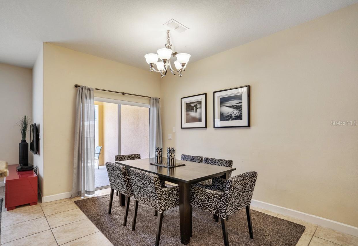 PARADISE PALMS RESORT P1 - Residential Lease