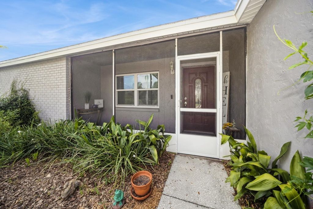 Photo of 11513 Smokethorn Drive, Riverview, FL 33579 (MLS # TB8415957)