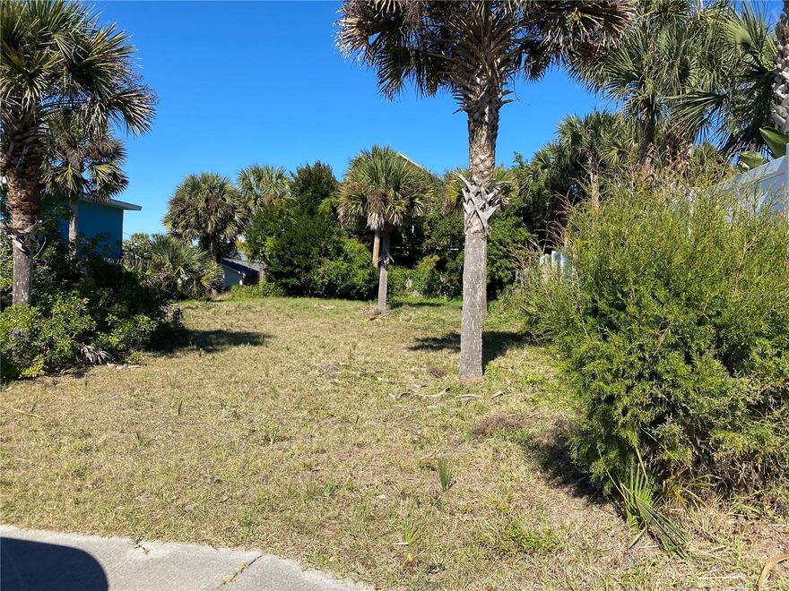 Are you ready to build your dream Beach Home? THIS 50x100 lot is for you! It's always about LOCATION, LOCATION, LOCATION! Build your Beach House one and a half block from the Ocean, NO FLOOD INSURANCE REQUIRED. You can ride your golf cart around this awesome town to see live entertainment, shopping, dining in over 20 restaurants, and more. At the end of 8th street is a beautiful walkway to the ocean for early morning walks to watch the sunrise. Flagler Beach is a great place to take lovely neighborhood walks through town, and is halfway between historic St. Augustine and world famous Daytona Beach. The Daytona Beach International Airport is less than 35 minute drive. DESIRABLE FLOOD ZONE X.