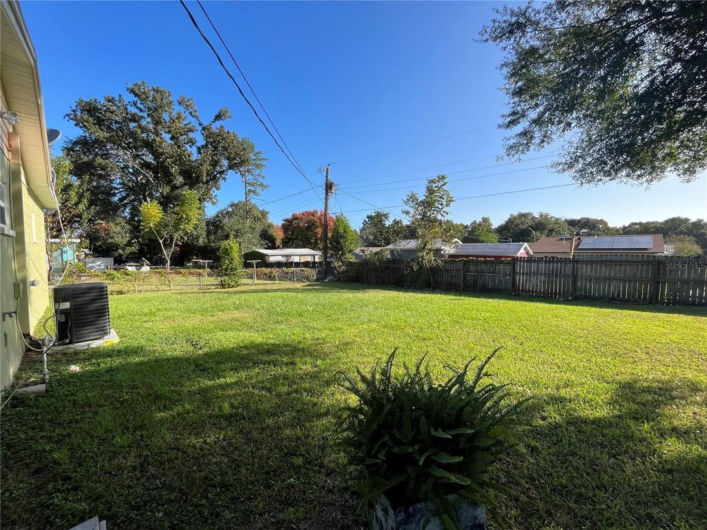 Photo of 1717 Bush Avenue, Lakeland, FL 33805 (MLS # L4959167)
