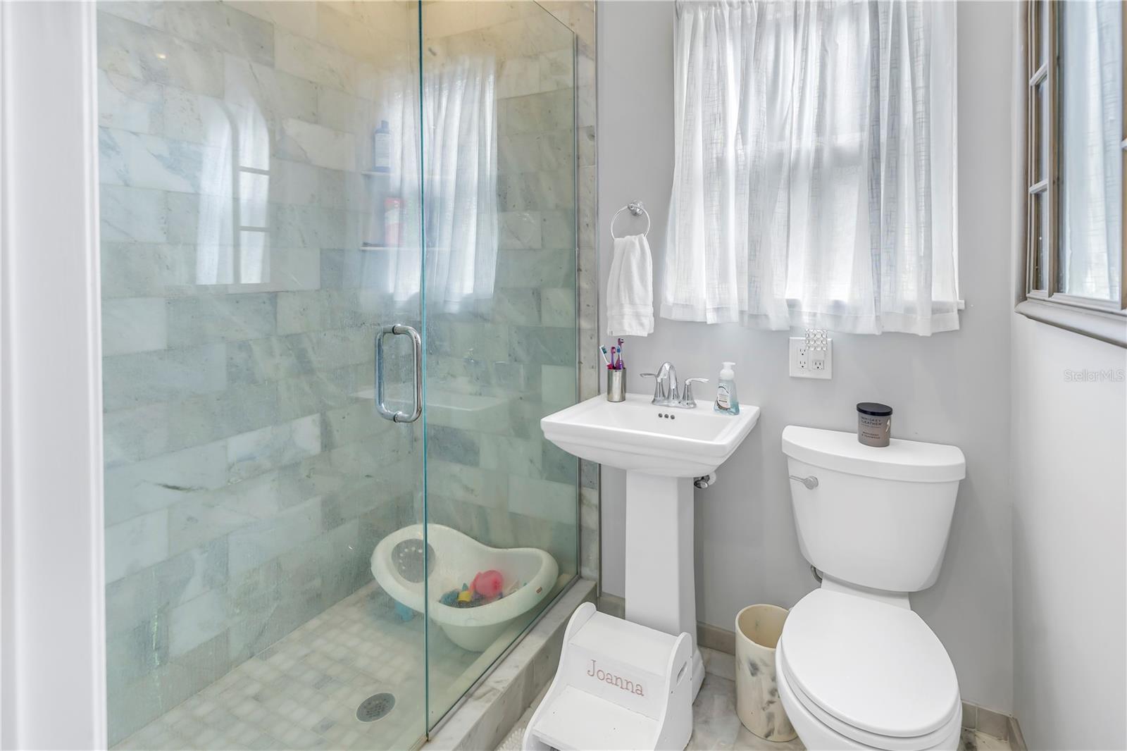 FLORIDA HEIGHTS - Residential Income